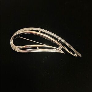 Sarah Coventry MCM Pin /Brooch approx 3”